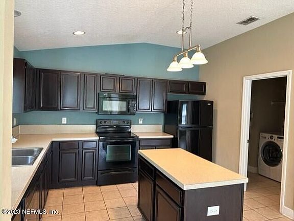 5th image of 11749 Carolwood Ln