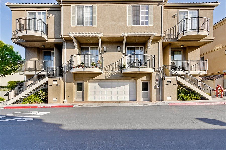 2nd image of 2604 Villa Cortona Way