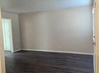 7322 21st St APT 6, Westminster, CA 92683