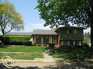 2nd image of 14596 Shadywood Dr