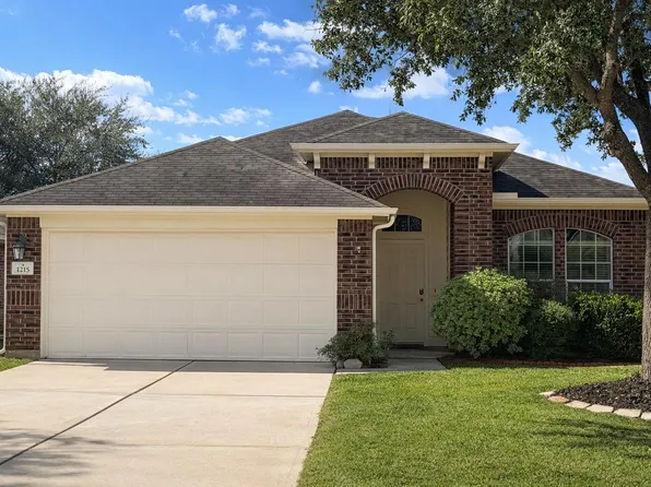 1215 Pecos Pass Dr, Richmond, TX 77406