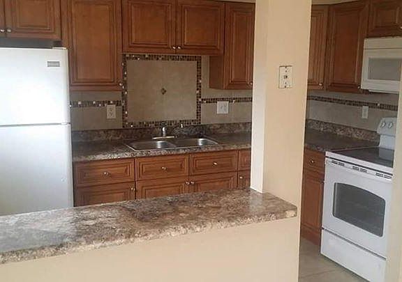 2nd image of 2037 Zinno Blvd #2037