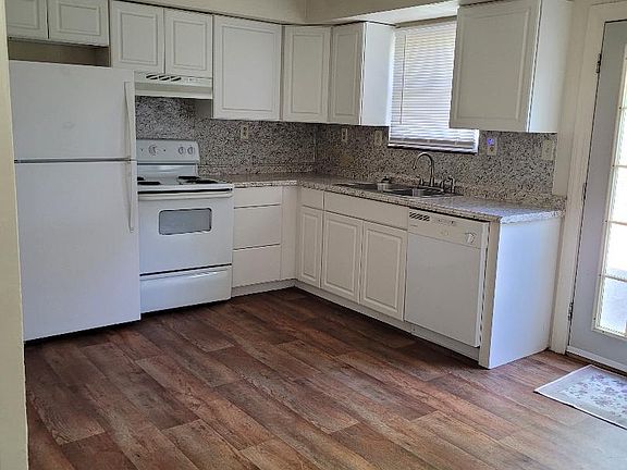 2nd image of 613 2nd St APT 16
