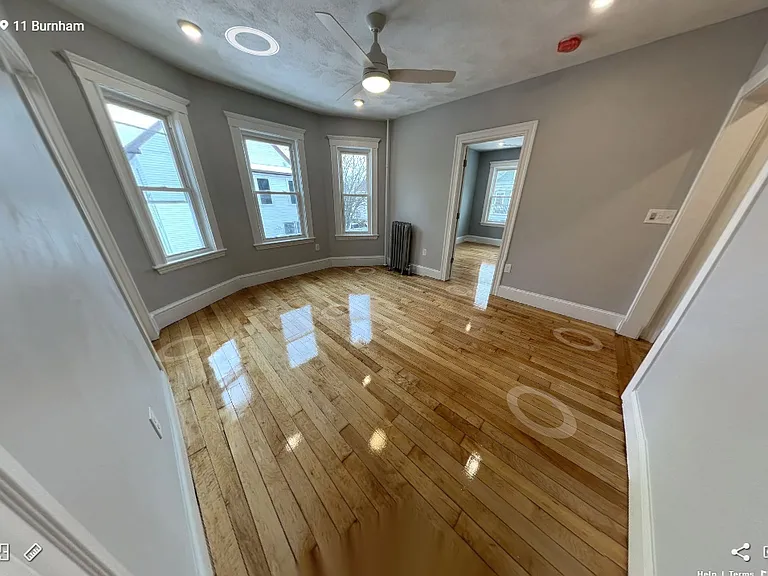 11A Burnham St #3 — Photo 2