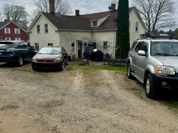 44-46 South Chestnut Street, Plainfield, CT 06374