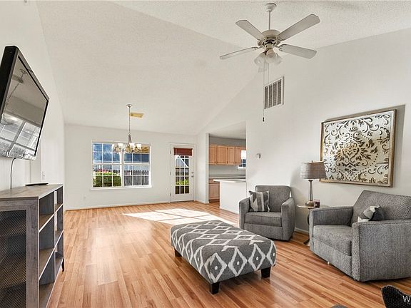 4th image of 5634 Montpelier Dr