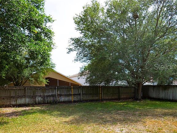 4th image of 9010 Egret Cove Cir