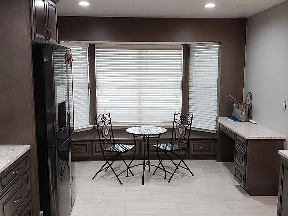 5th image of 313 Lolly Ln