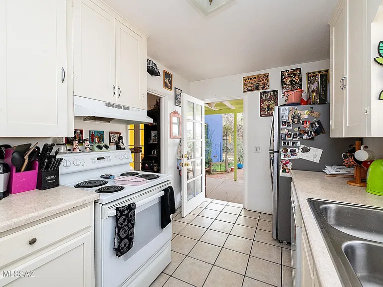 Kitchen and door to courtyard