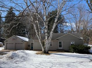 515 Pinecrest Ave, Traverse City, MI