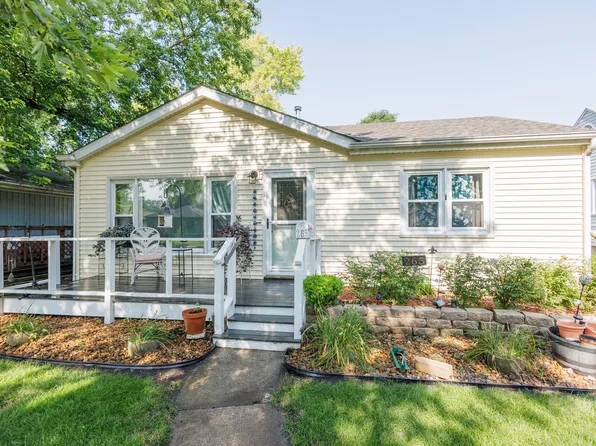 265 S Clinton Ave, Bradley, IL 60915