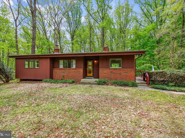 11621 Springridge Rd, Potomac, MD 20854