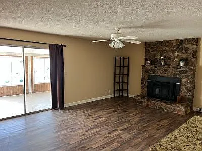 6825 N Locan Ave — Photo 14