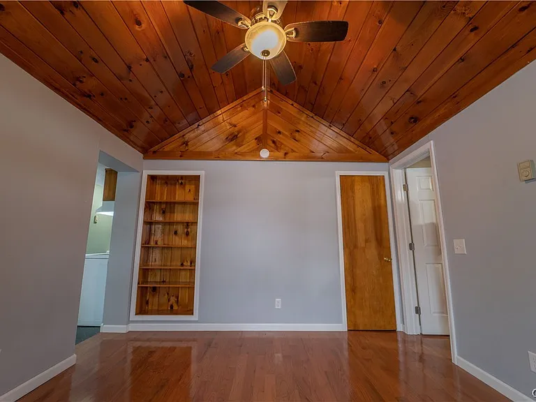 102 N Helmer Ave #3 — Photo 13
