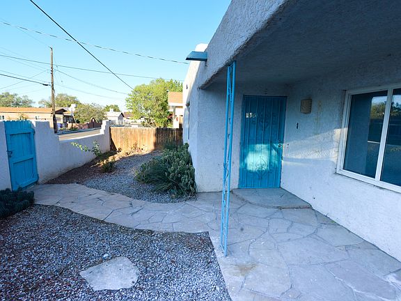 3rd image of 2417 Dora Ave NW