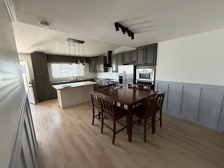 822 Ginna Pl — Photo 3