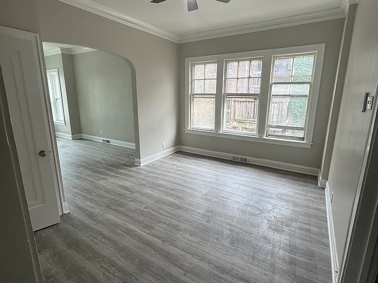 7250 S Langley Ave #1F — Photo 1