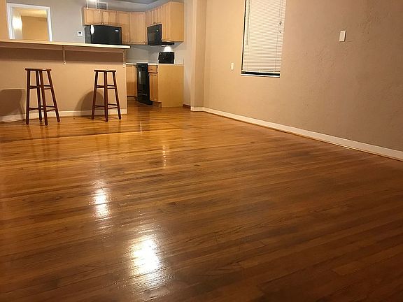 2nd image of 5762 2nd Ave N