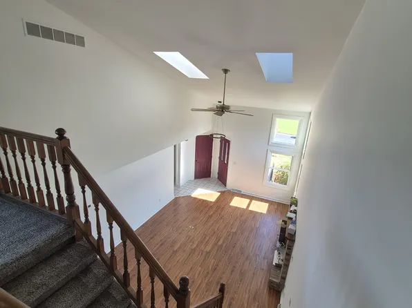 6 Constitution Dr, Michigan City, IN 46360