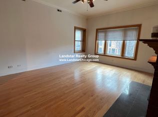 754 W Bittersweet Pl APT 2, Chicago, IL 60613