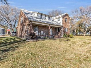 28821 S Croco Rd, Melvern, KS 66510