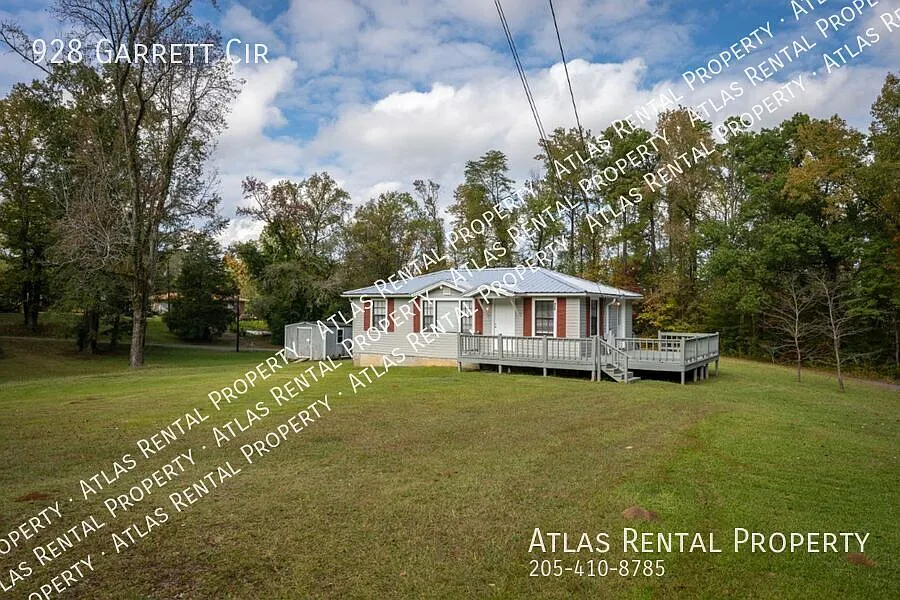 928 Garrett Cir