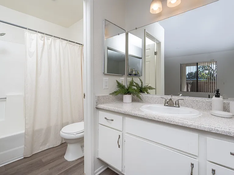 Woodbend Apartments — Photo 66