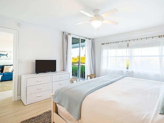 2nd image of 1901 S Roosevelt Blvd APT 303E