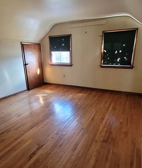 331 Newport Rd — Photo 27