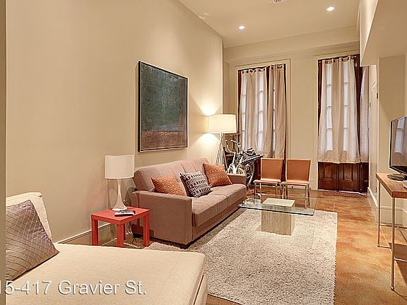 3rd image of 417 Gravier St