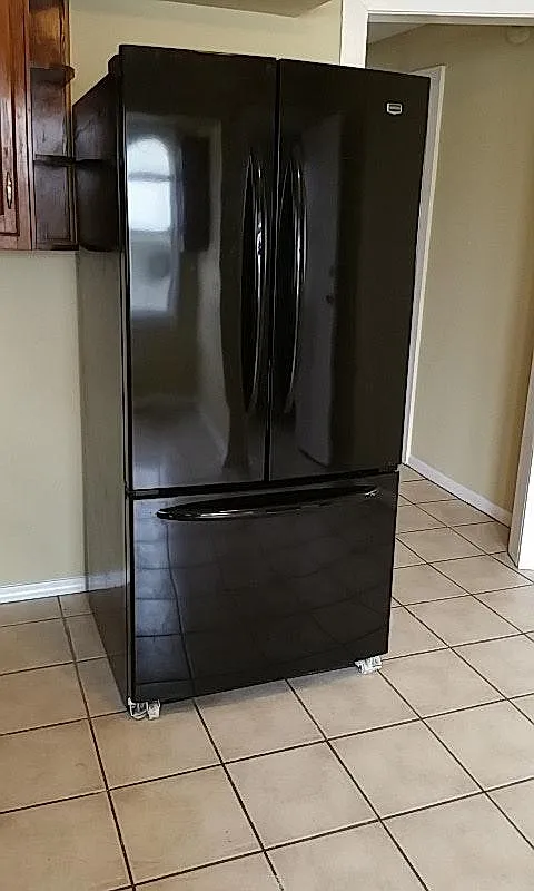 3 bed, $1,850 — Photo 4
