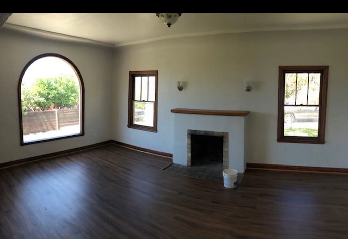 3 bed, 1340 sqft, $3,100 — Photo 1