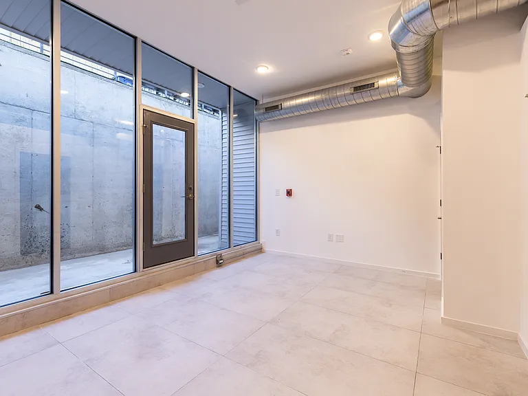1941 N Marshall St #1 — Photo 30