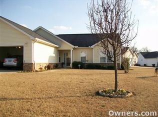 207 Camelot Pl, Warner Robins, GA 31093