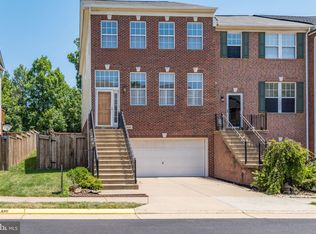43118 Forest Edge Sq, Ashburn, VA 20148