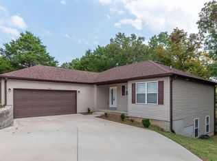 304 Dogwood Pl, Reeds Spring, MO 65737
