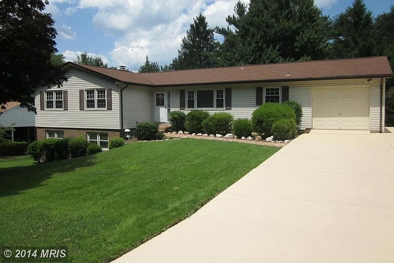 1st image of 10814 Zion Dr