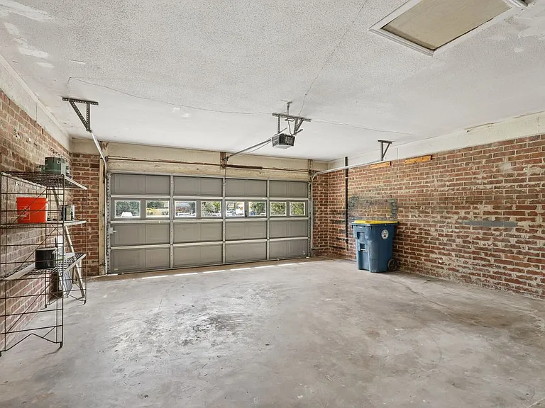 3920 University Club Blvd — Photo 17