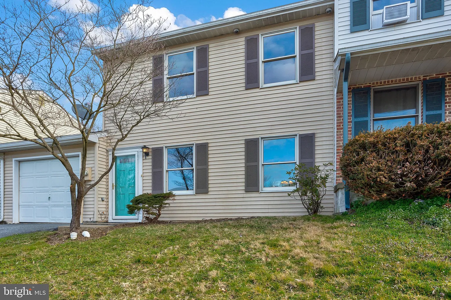 8 Russet Ln photo 1