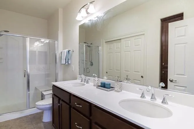 3rd floor - bathroom in master bedroom