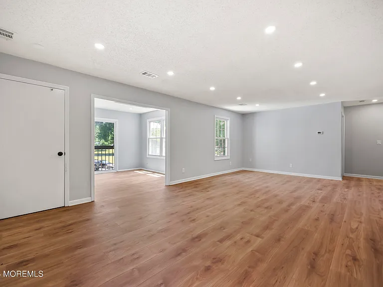 18-5 Augusta Ct #5 — Photo 5