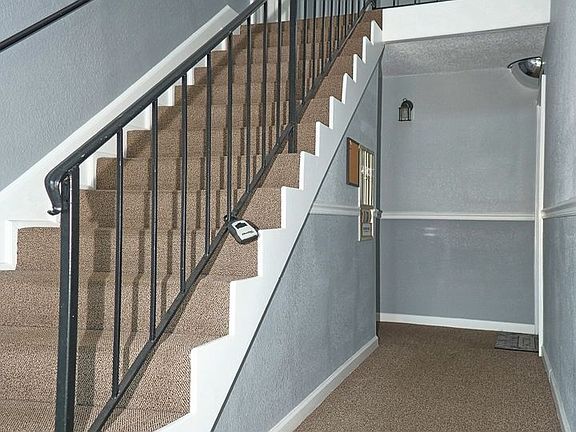 2nd image of 101 Lewfield Cir