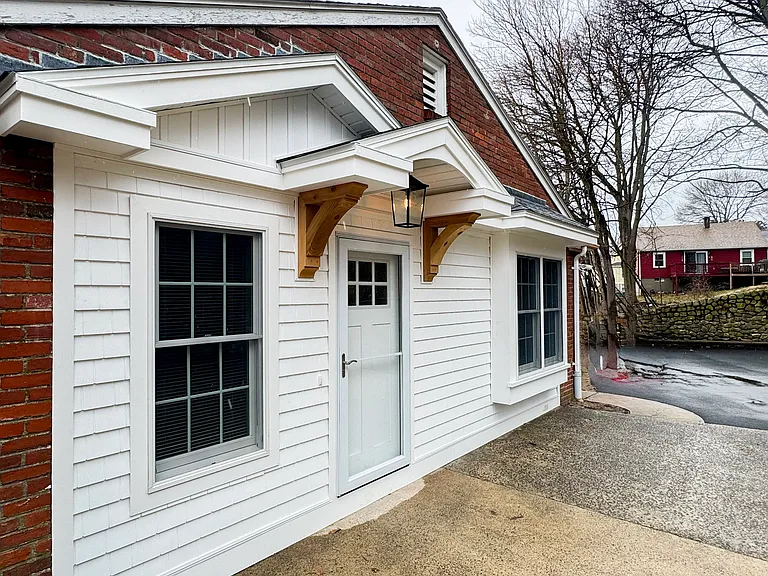 40 Walter St #A — Photo 10