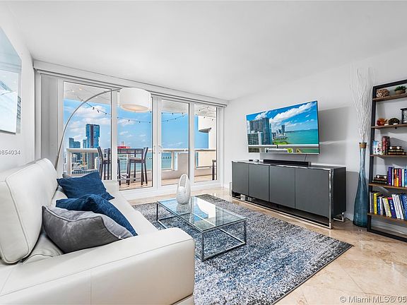2nd image of 1717 N Bayshore Dr #Penthouse C-4038