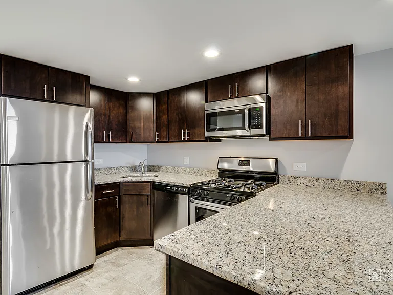 4847 N Kilbourn Ave #1 — Photo 10