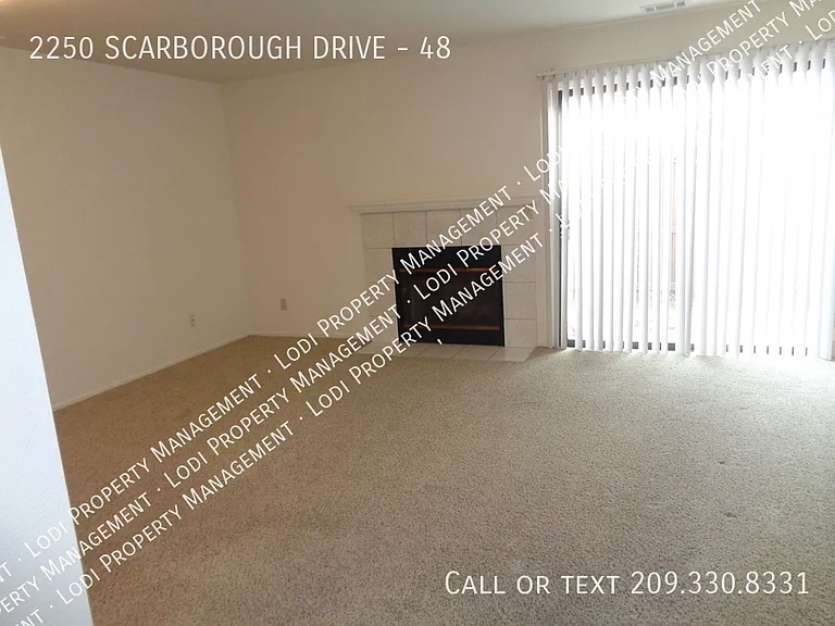 2250 Scarborough Dr #48 — Photo 2
