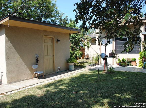 5th image of 530 General Krueger Blvd