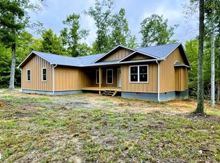 501 Saint Anthony Dr, Jamestown, TN 38556