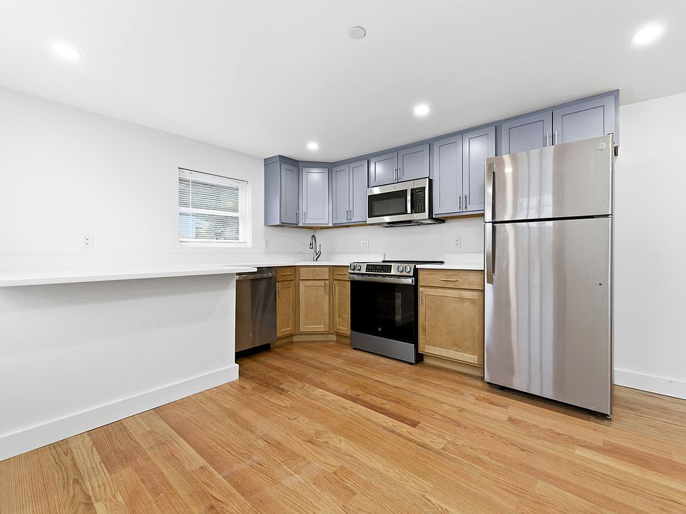 1st image of 30 Campbell Ave #1R