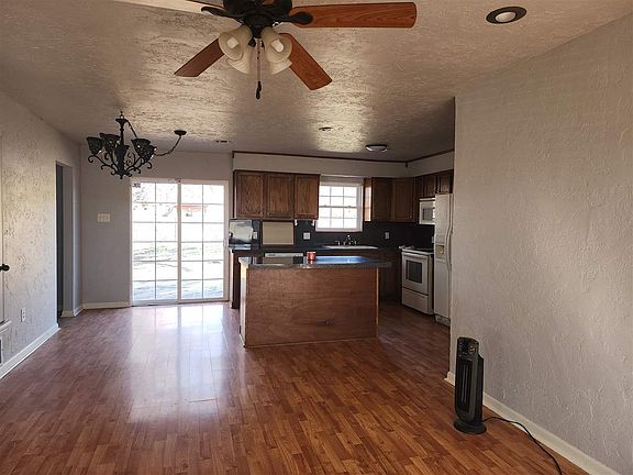 4th image of 6405 NW Elm Ave